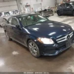 Mercedes-Benz C 300 Luxury 4MATIC * Подгрев * КeylessGo Обява: 11735603222972496