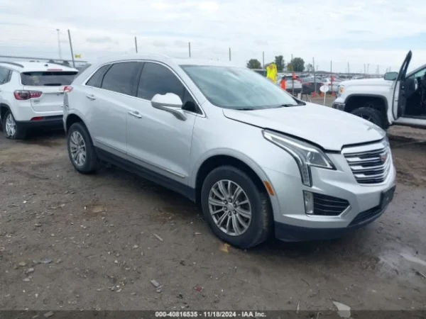 Cadillac XT5 LUXURY 3.6L V6 310кс * Перфектна за ГАЗ | Mobile.bg — изображение 1