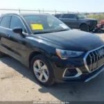 Audi Q3 Premium 40 TFSI quattro Обява: 21735688202147002