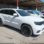 Jeep Grand cherokee * 6.2L V-8 SUPERCHARGER, 707HP* TRACKHAWK* Обява: 21736754693759646