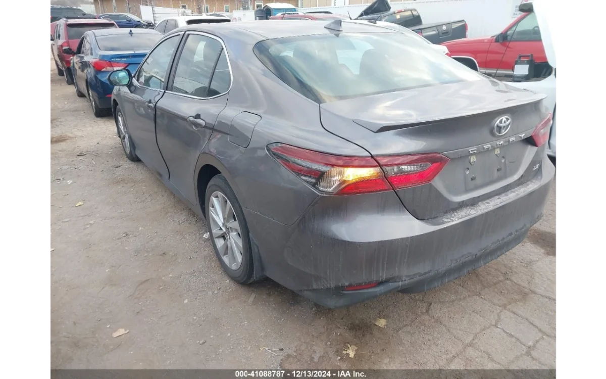 Toyota Camry 2.5L EL * LED * Дистроник | Mobile.bg — изображение 5