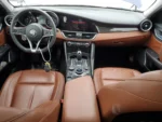 Alfa Romeo Giulia SPORT * Възможност за Лизинг*  | Mobile.bg — изображение 8