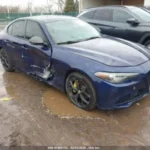 Alfa Romeo Giulia TI AWD * Възможност за Лизинг*