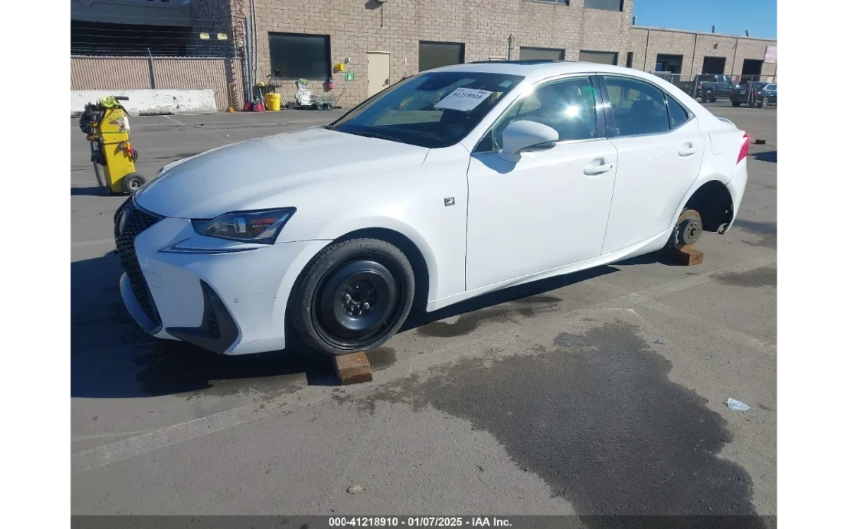 Lexus IS 300 2.0L * LED * Дистроник * Лизинг | Mobile.bg — изображение 3