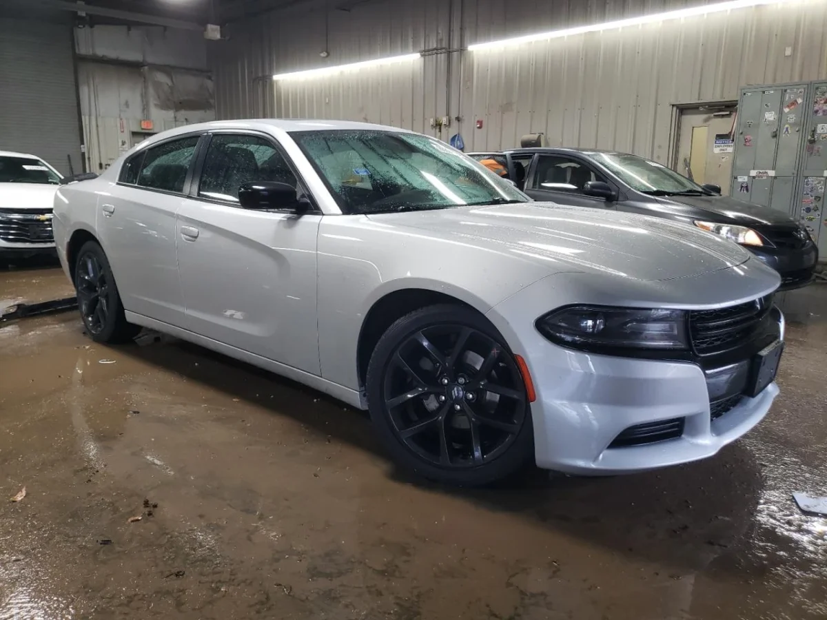 Dodge Charger 3.6L SXT * Отлична за газ! * Лизинг! | Mobile.bg — изображение 1