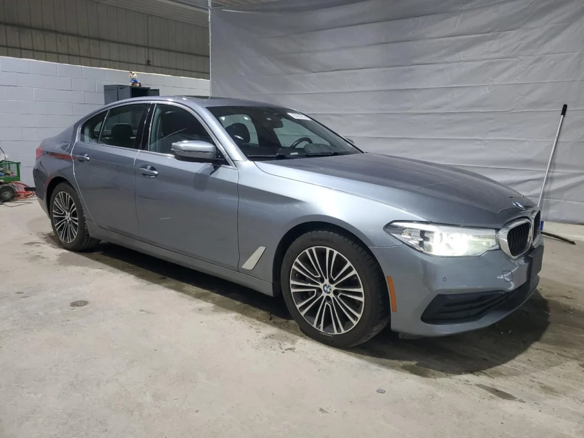 BMW 530 XI * КЛИП НА ДВИГАТЕЛ* * ЛИЗИНГ*  | Mobile.bg — изображение 2