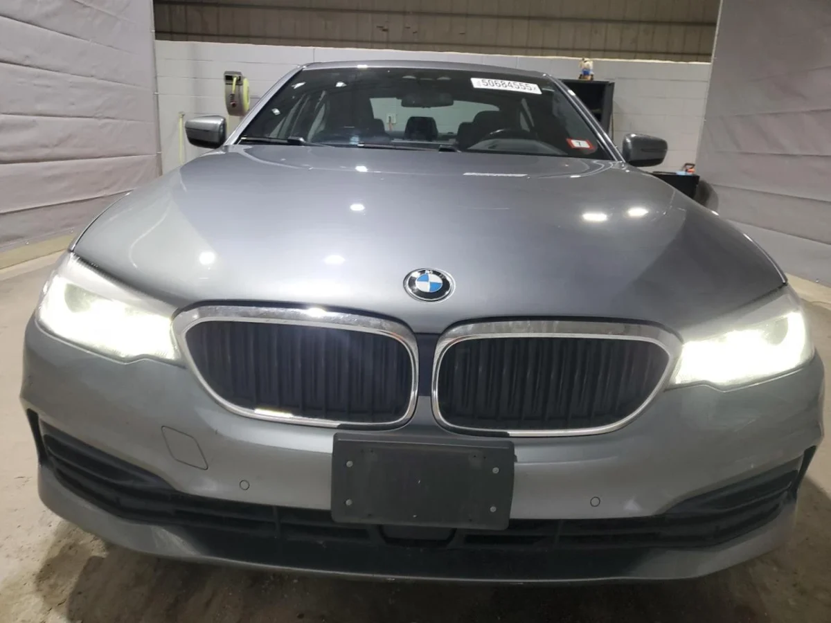 BMW 530 XI * КЛИП НА ДВИГАТЕЛ* * ЛИЗИНГ*  | Mobile.bg — изображение 5