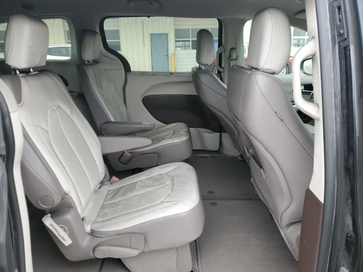 Chrysler Pacifica TOURING L 3.6L * КЛИП НА ДВИГАТЕЛ* * ЛИЗИНГ*  | Mobile.bg — изображение 11