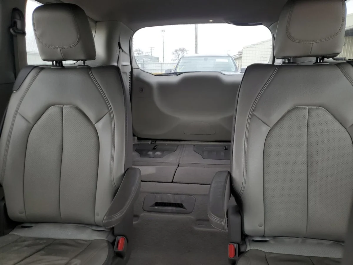 Chrysler Pacifica TOURING L 3.6L * КЛИП НА ДВИГАТЕЛ* * ЛИЗИНГ*  | Mobile.bg — изображение 10