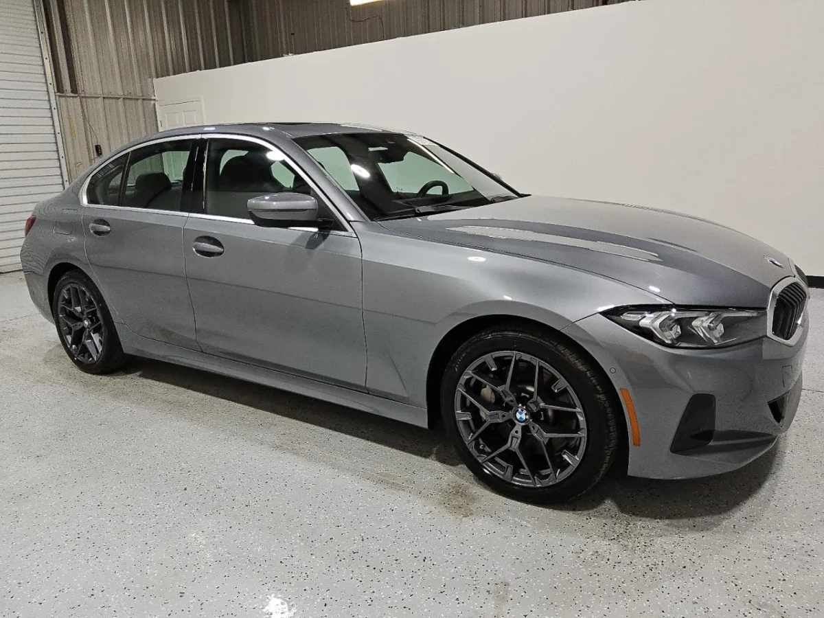 BMW 330 I * ФИКСИРАНА ЦЕНА* * КЛИП НА ДВИГАТЕЛ*  | Mobile.bg — изображение 1