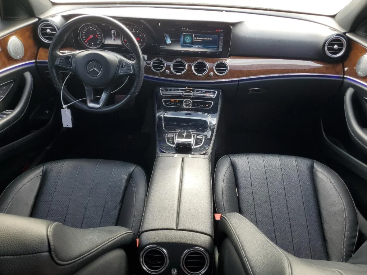 Mercedes-Benz E 300 AMG PACK * КЛИП НА ДВИГАТЕЛ* * ЛИЗИНГ*  | Mobile.bg — изображение 8