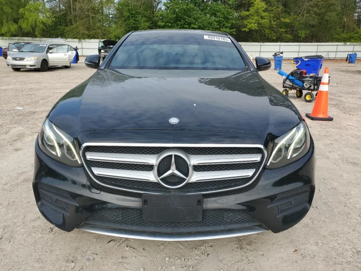 Mercedes-Benz E 300 AMG PACK * КЛИП НА ДВИГАТЕЛ* * ЛИЗИНГ*  | Mobile.bg — изображение 5