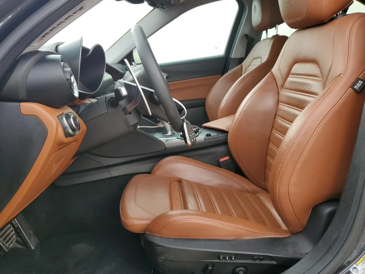 Alfa Romeo Giulia Ti Q4 280кс * Възможност за Лизинг*  | Mobile.bg — изображение 7