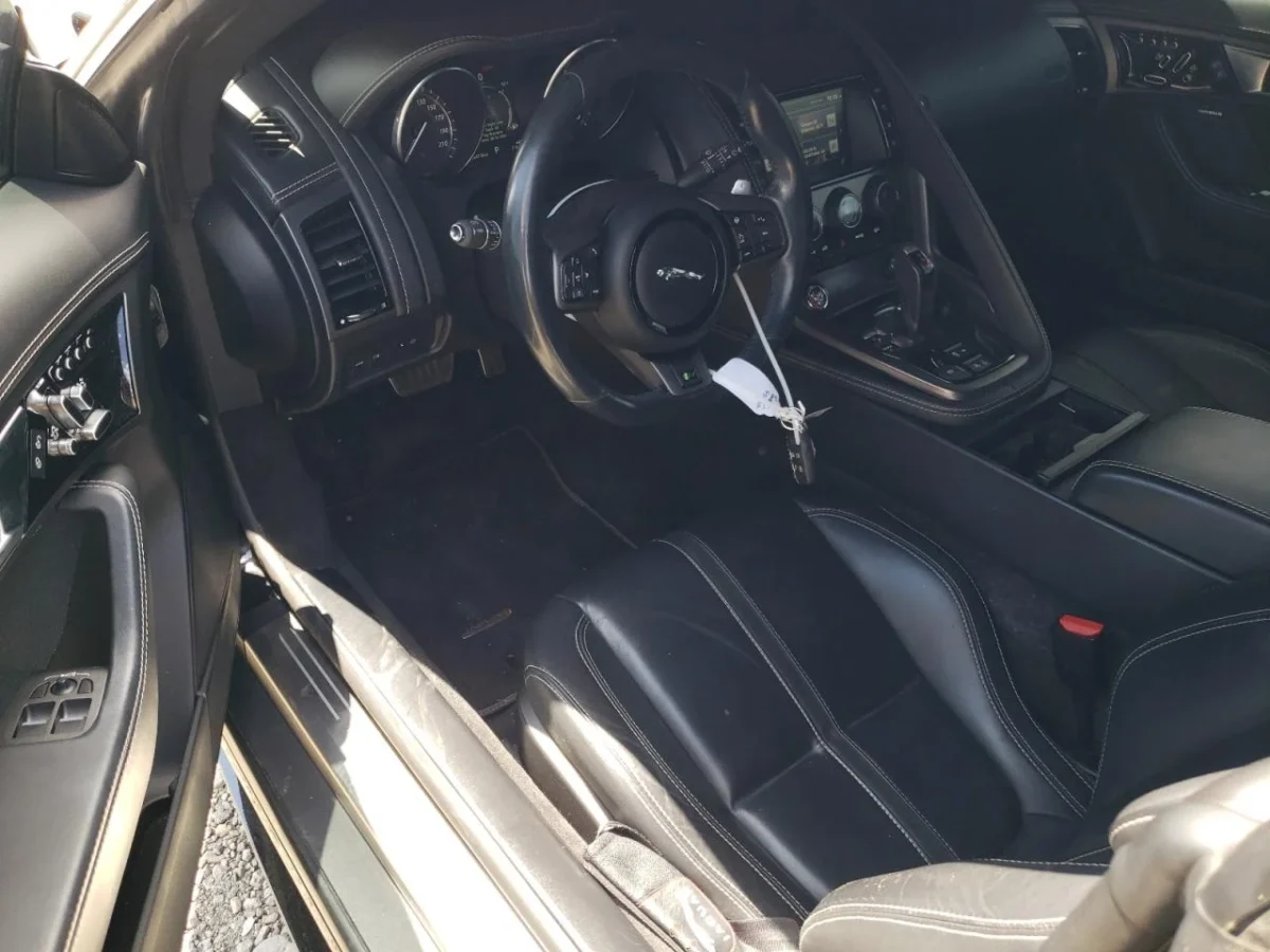 Jaguar F-Type R 5.0L V8 550кс * Възможност за Лизинг*  | Mobile.bg — изображение 8