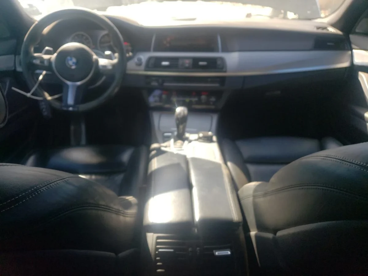 BMW 550 * Възможност за Лизинг*  | Mobile.bg — изображение 8