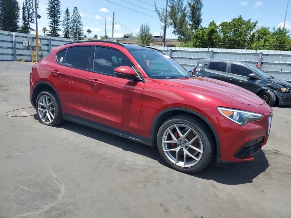 Alfa Romeo Stelvio Ti Sport * Възможност за Лизинг*  | Mobile.bg — изображение 4