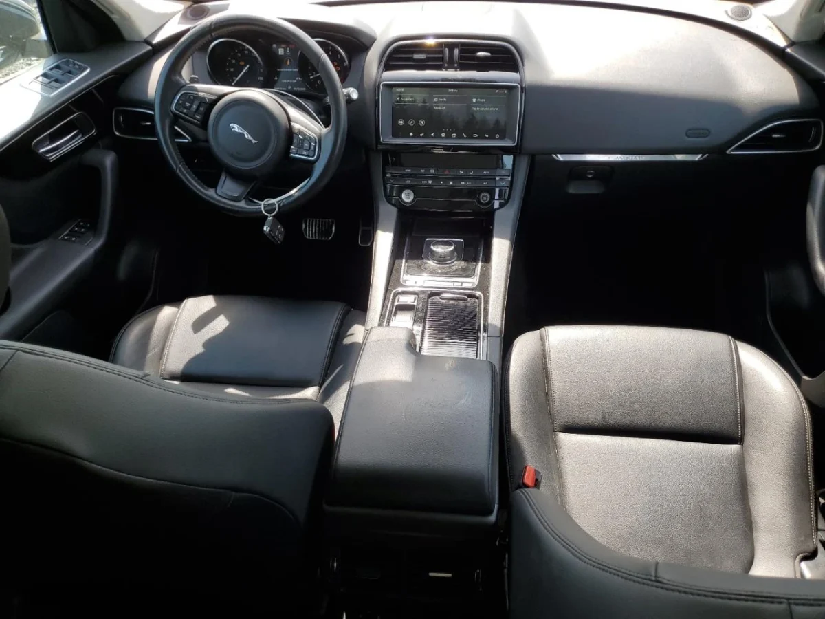 Jaguar F-PACE Premium * Възможност за Лизинг*  | Mobile.bg — изображение 8