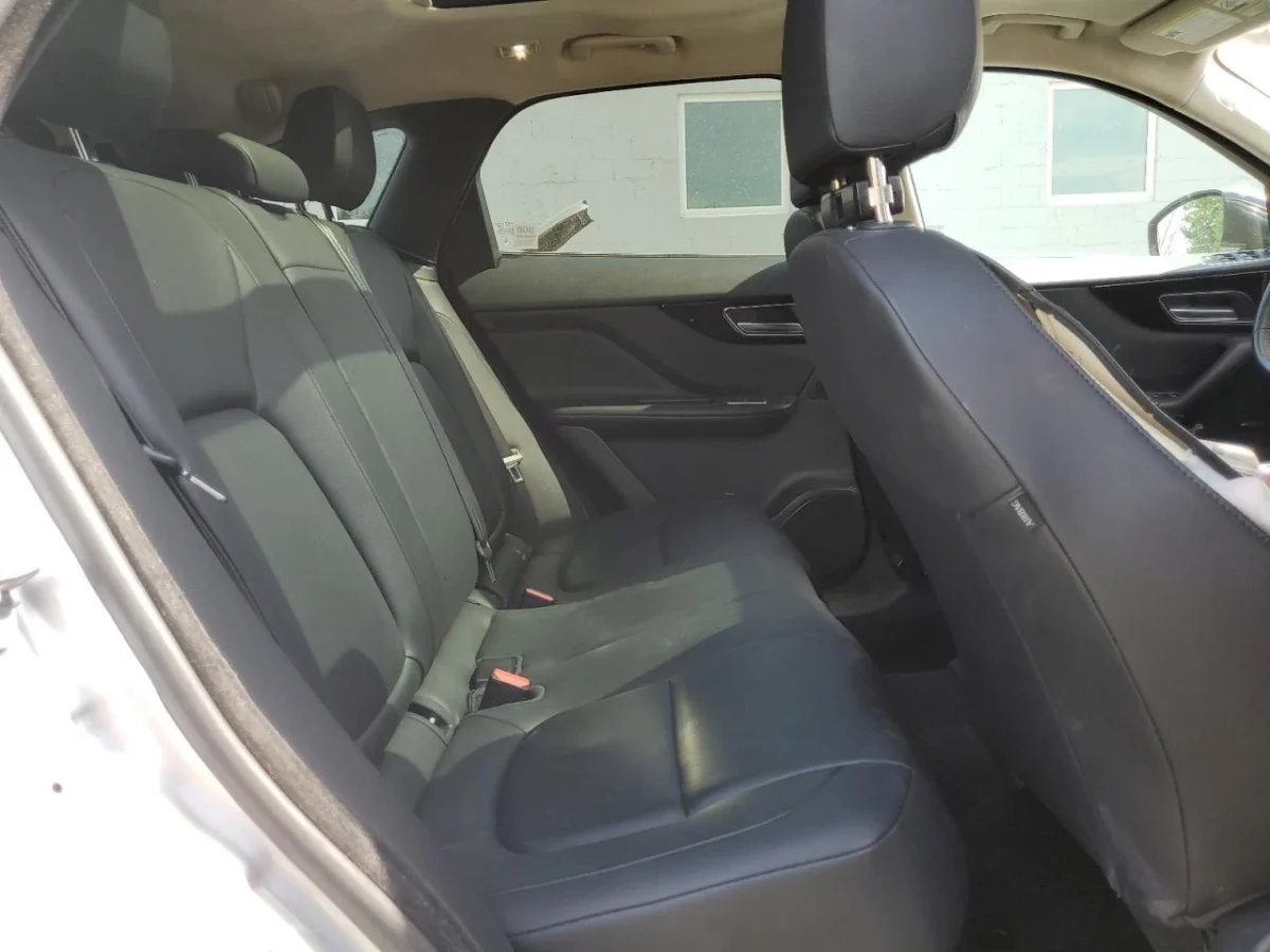 Jaguar F-PACE Premium * Възможност за Лизинг*  | Mobile.bg — изображение 11