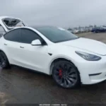 Tesla Model Y PERFORMANCE * Dual Motor*
